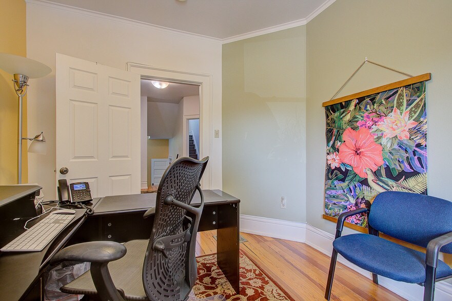 More Photos Of 1601 Vine St, Denver Office For Sale