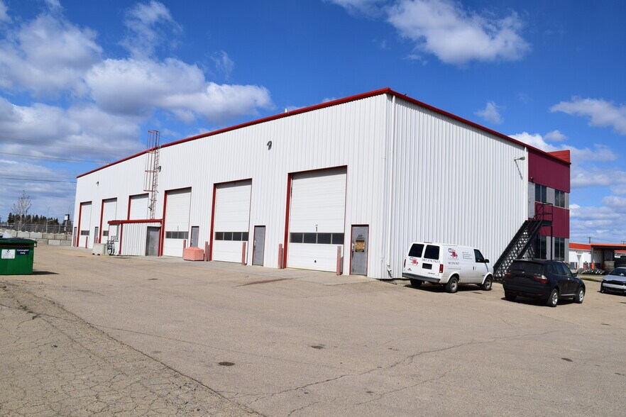 More Photos Of 4931 80 St, Red Deer Industrial For Sale