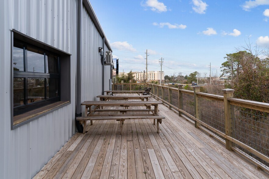 More Photos Of 4810 Long Beach Rd SE, Southport General Retail For Sale