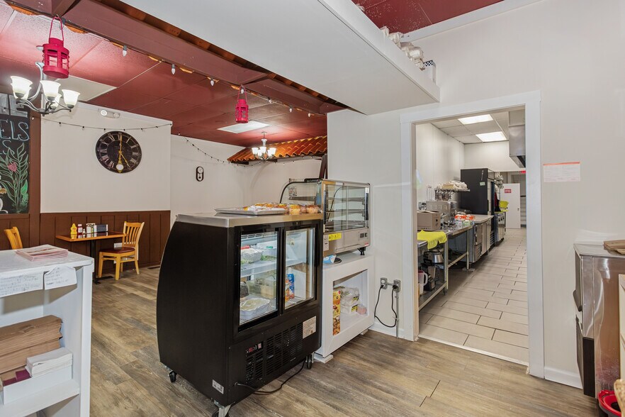 More Photos Of 605-607 Main St, Boonton Storefront Retail Residential For Sale