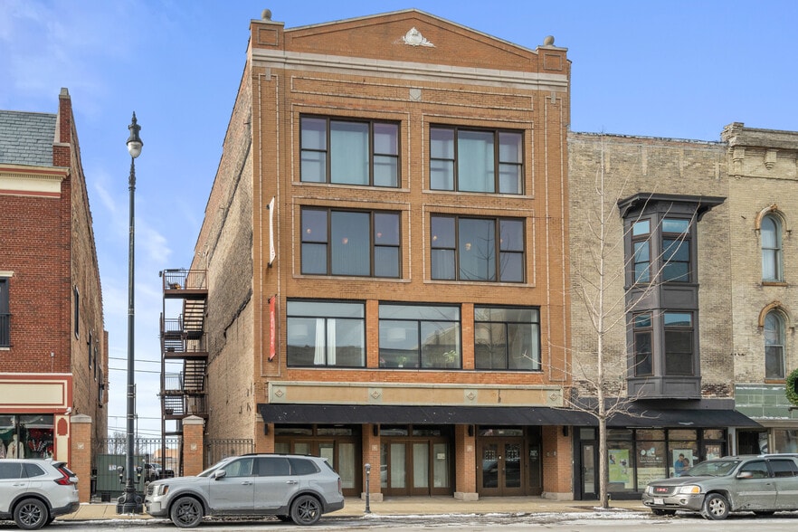 More Photos Of 410 Main St, Racine Office Residential For Sale