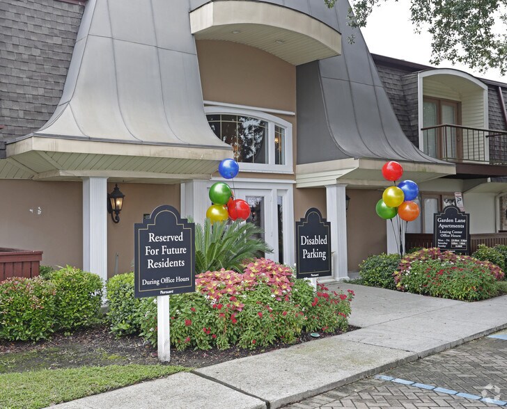 More Photos Of 1901 Lafayette St, Gretna Apartments For Sale