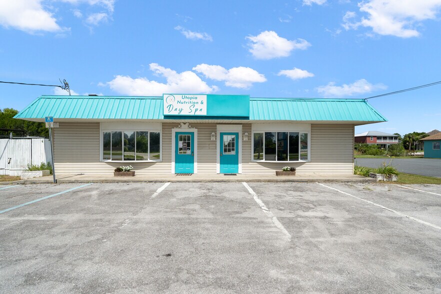 Primary Photo Of 3375 Shoal Line Blvd, Hernando Beach Storefront Retail Office For Lease