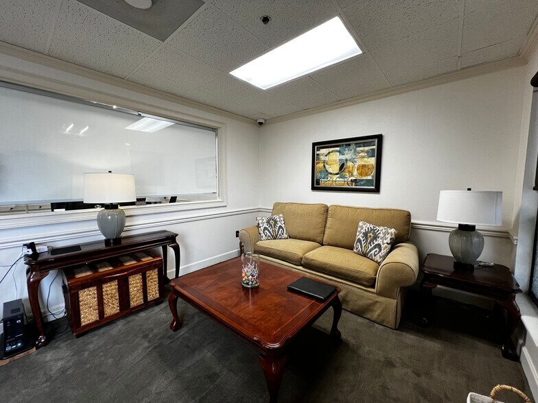 More Photos Of 1820 The Exchange SE, Atlanta Office For Sale