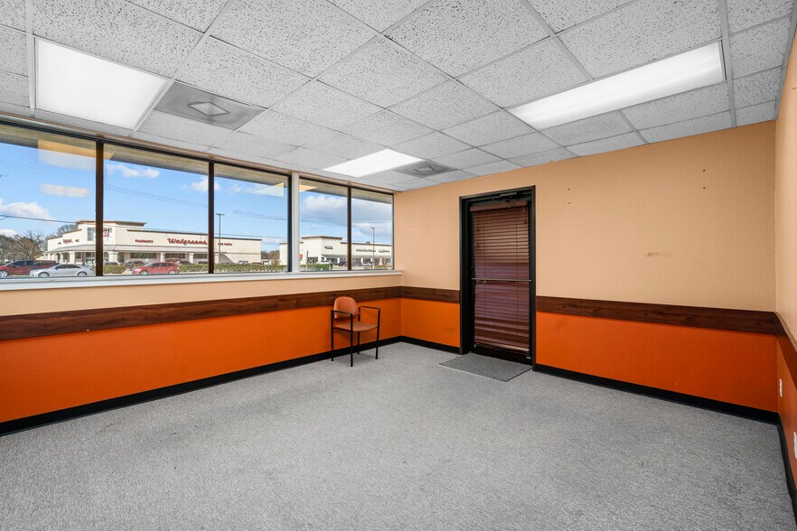 More Photos Of 1601 Liberty St, Richmond Medical For Lease
