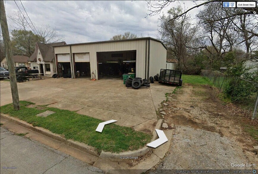 More Photos Of 613 Lacy St, Palestine Auto Repair For Sale