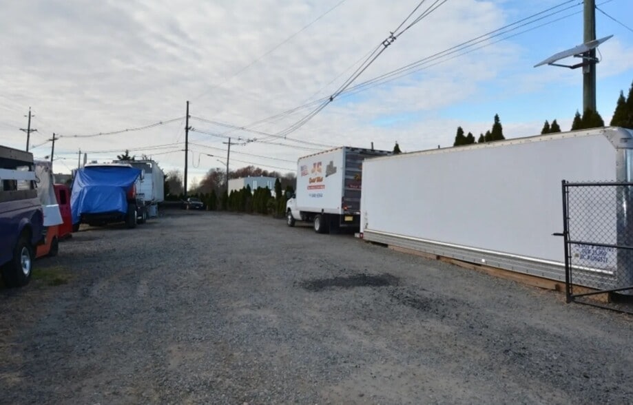 More Photos Of 90 Tyler Pl, South Plainfield Warehouse For Sale