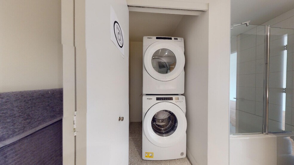 More Photos Of 8405 Pl Saint-Charles, Brossard Apartments For Lease