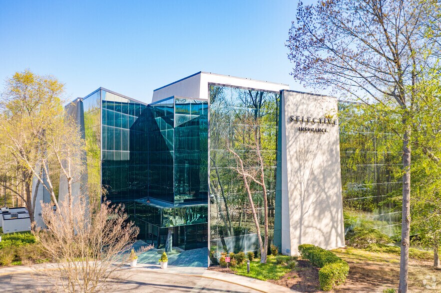 More Photos Of 1011 Boulder Springs Dr, Richmond Office For Lease