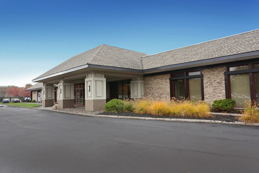 More Photos Of 250 Cross Keys Office Park, Fairport Unknown For Lease