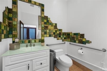 More Photos Of 123 Richmond St, El Segundo Storefront Retail Residential For Lease