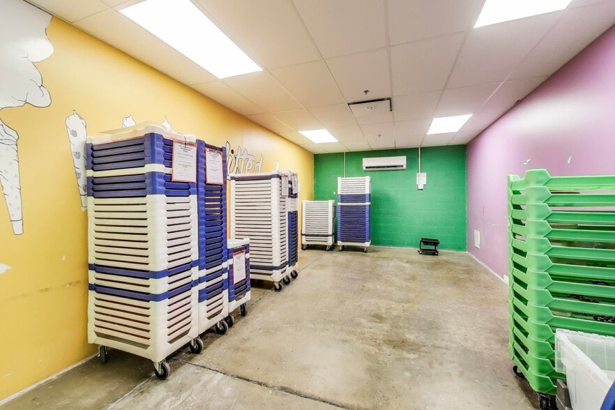 More Photos Of 5511 95th Ave, Kenosha Warehouse For Sale