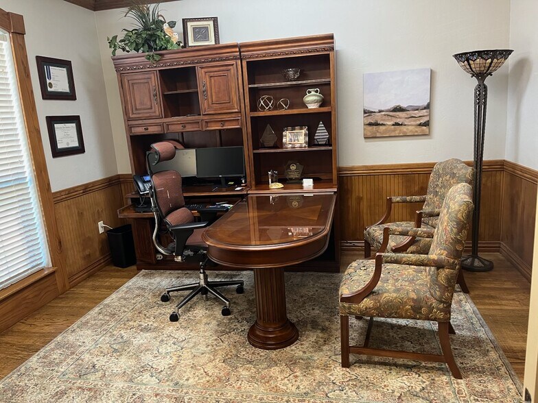 More Photos Of 5592 Davis Blvd, North Richland Hills Office Residential For Sale