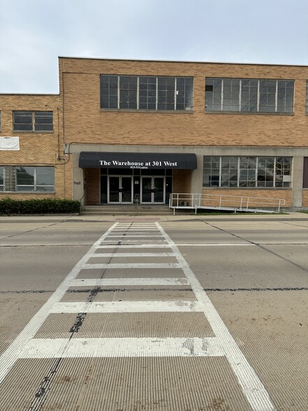 More Photos Of 301 W 3rd St, Sterling Manufacturing For Sale