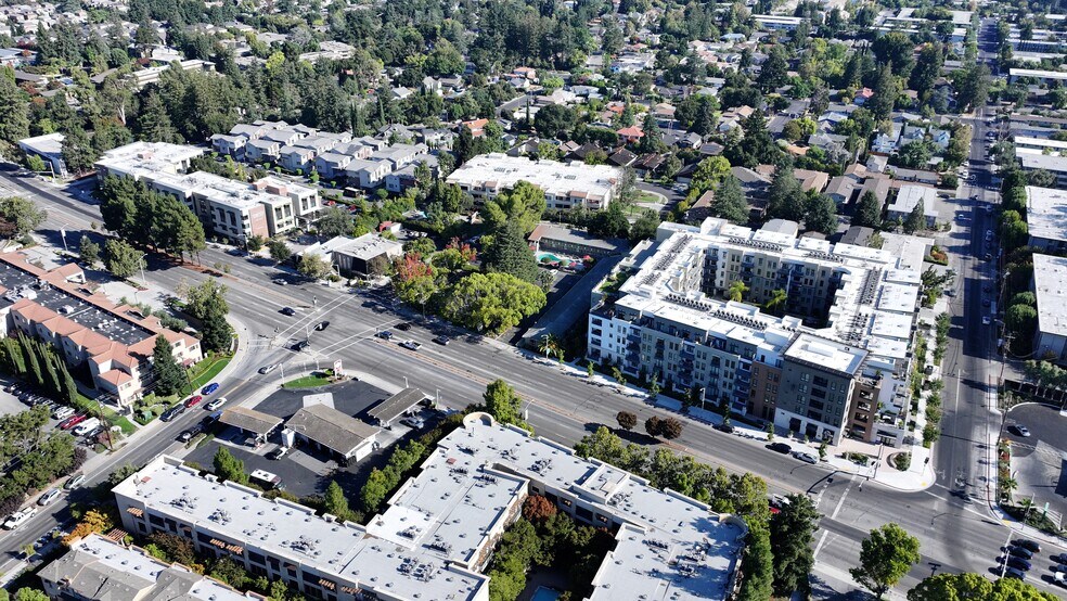 More Photos Of 4350 El Camino Real, Los Altos Service Station For Sale