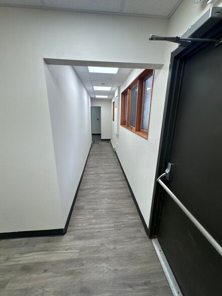 More Photos Of 397 N 9th Ave, Scranton Medical For Sale