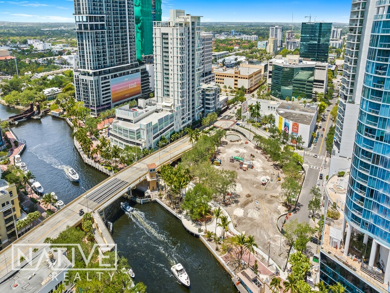 More Photos Of 32 Las Olas blvd, Fort Lauderdale Restaurant For Lease