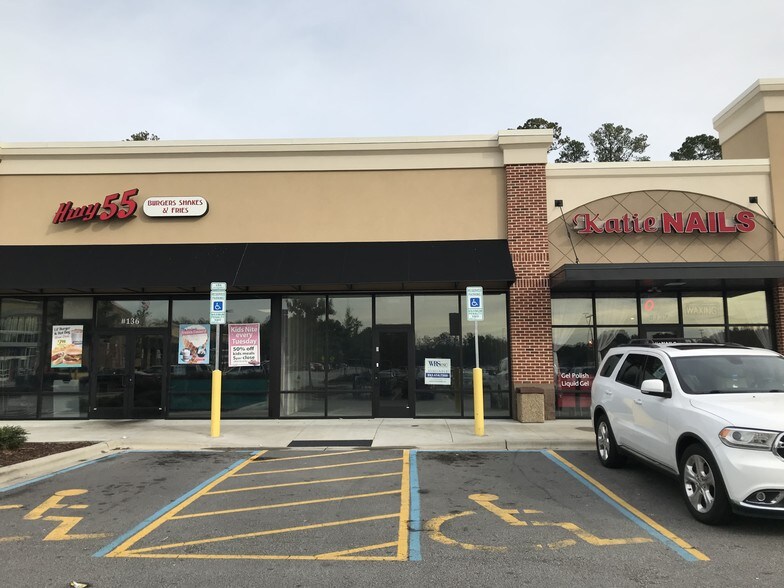 More Photos Of 2800 Gillespie St, Fayetteville General Retail For Sale