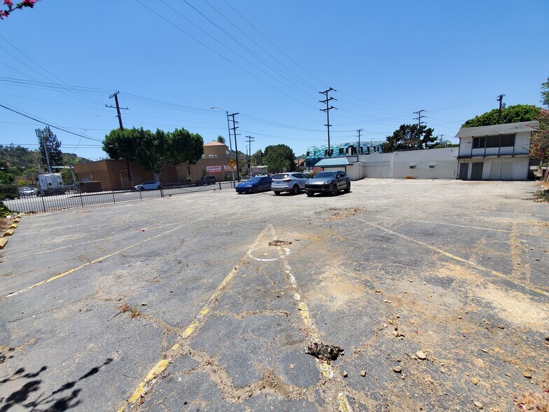 More Photos Of 6000 Monterey Rd, Los Angeles Land For Lease