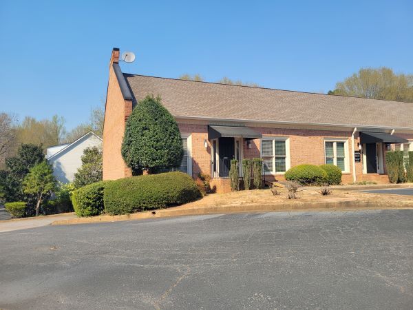 More Photos Of 184 Ben Burton Cir, Bogart Office For Lease