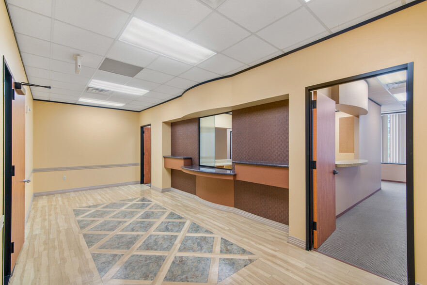 More Photos Of 1140 Cypress Station Dr, Houston Medical For Sale