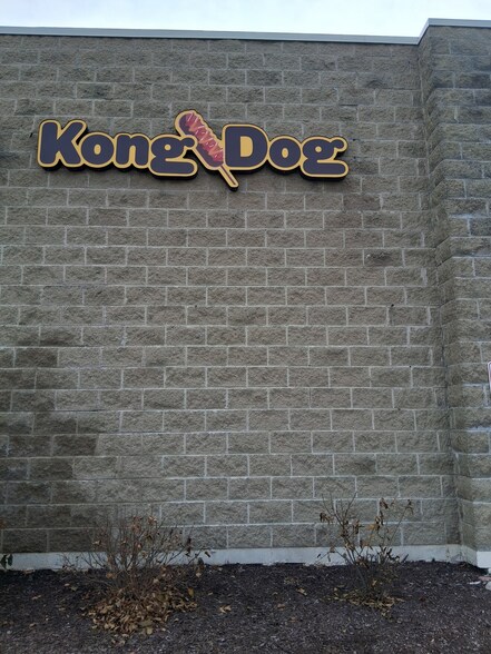 More Photos Of 1292 S Rickert Dr, Naperville Storefront For Sale