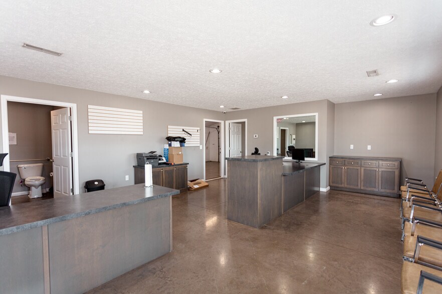 More Photos Of 1633 N Main St, Jamestown Auto Dealership For Sale