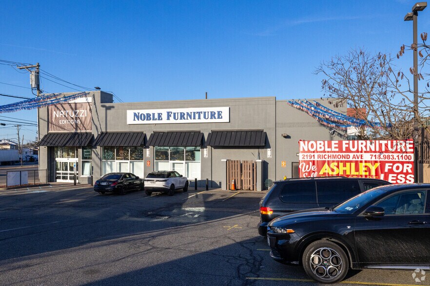 More Photos Of 2191 Richmond Ave, Staten Island Freestanding For Sale