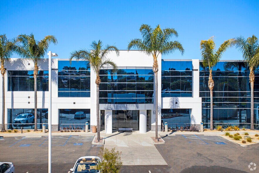 More Photos Of 6183 Paseo del Norte, Carlsbad Unknown For Lease