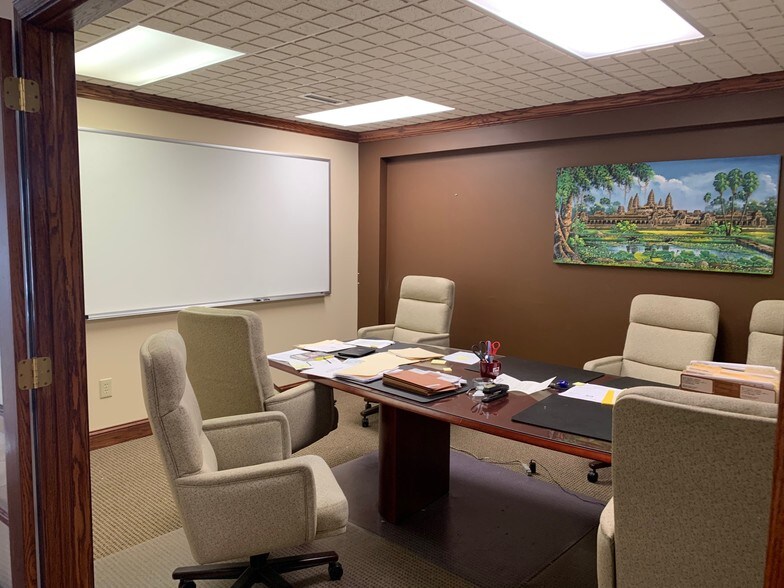 More Photos Of 882 S Matlack St, West Chester Office For Lease