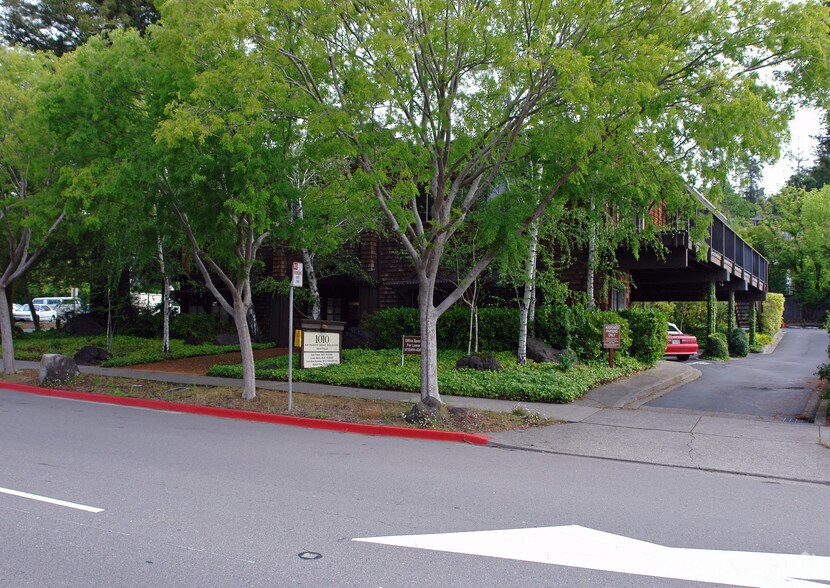 More Photos Of 1010 Sir Francis Drake Blvd, Kentfield Medical For Lease