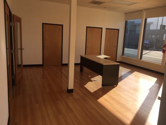 More Photos Of 1300 S Pacific Coast Hwy, Redondo Beach General Retail For Sale