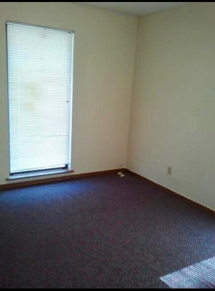 More Photos Of 8801 S Olie Ave, Oklahoma City Office For Lease