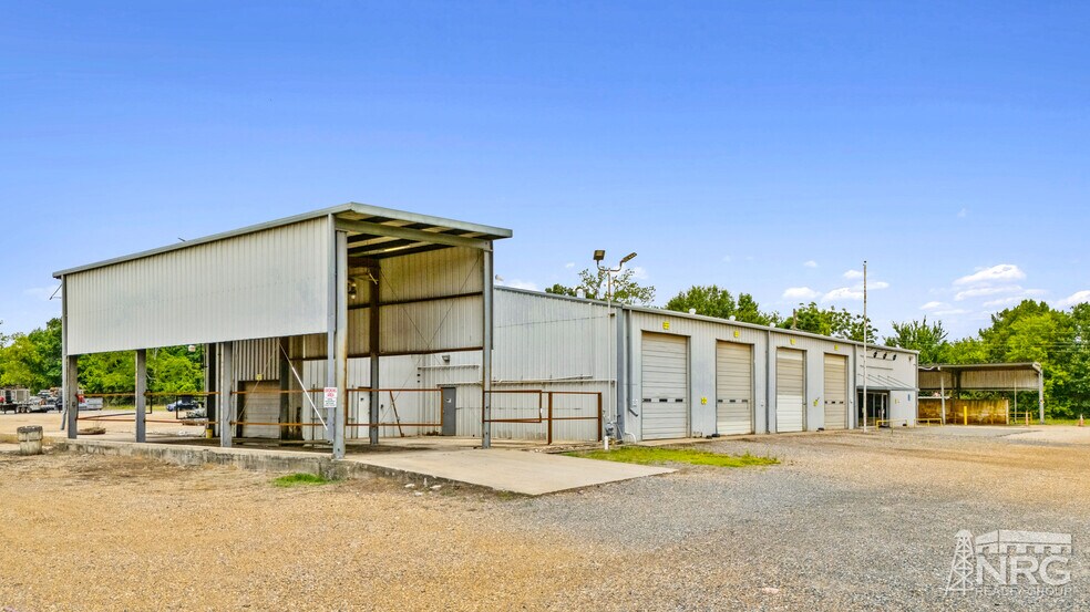 More Photos Of 6229 & 6365 US Highway 59 S, Marshall Warehouse For Sale