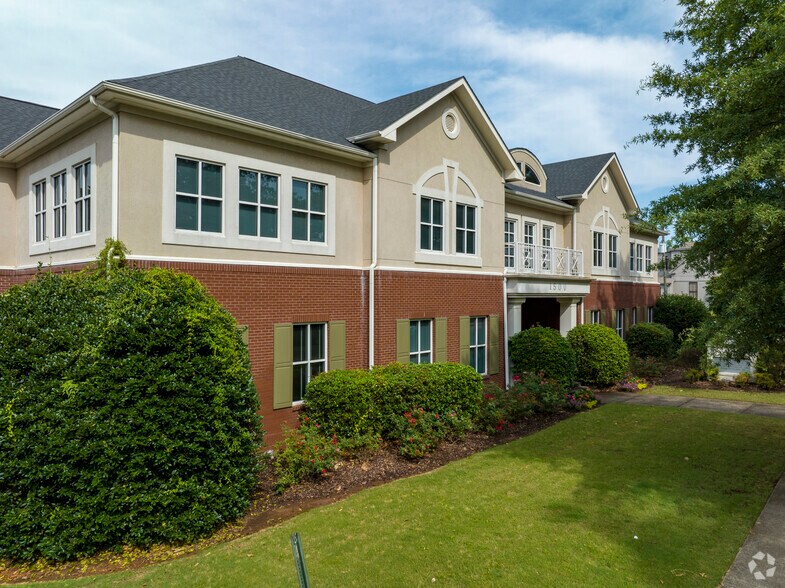 Primary Photo Of 1500 19th St S, Birmingham Medical For Sale