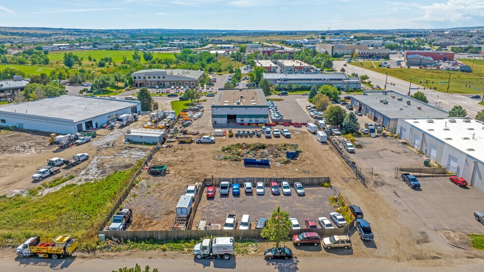 More Photos Of 6849 S Dawson Cir, Englewood Warehouse For Lease