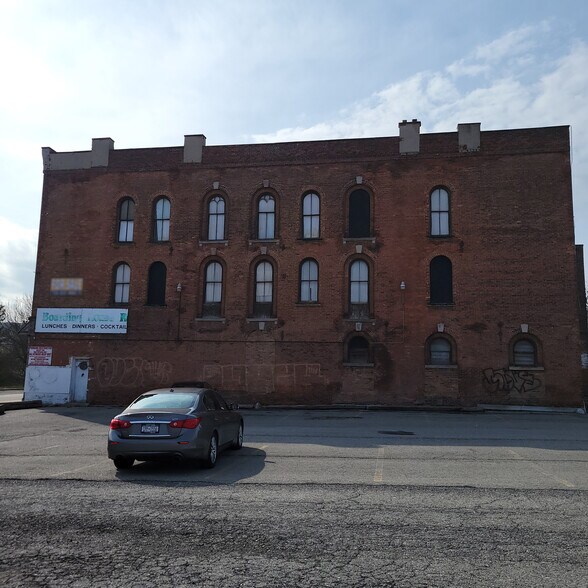 More Photos Of 140 Seneca St, Buffalo Storefront Retail Residential For Sale