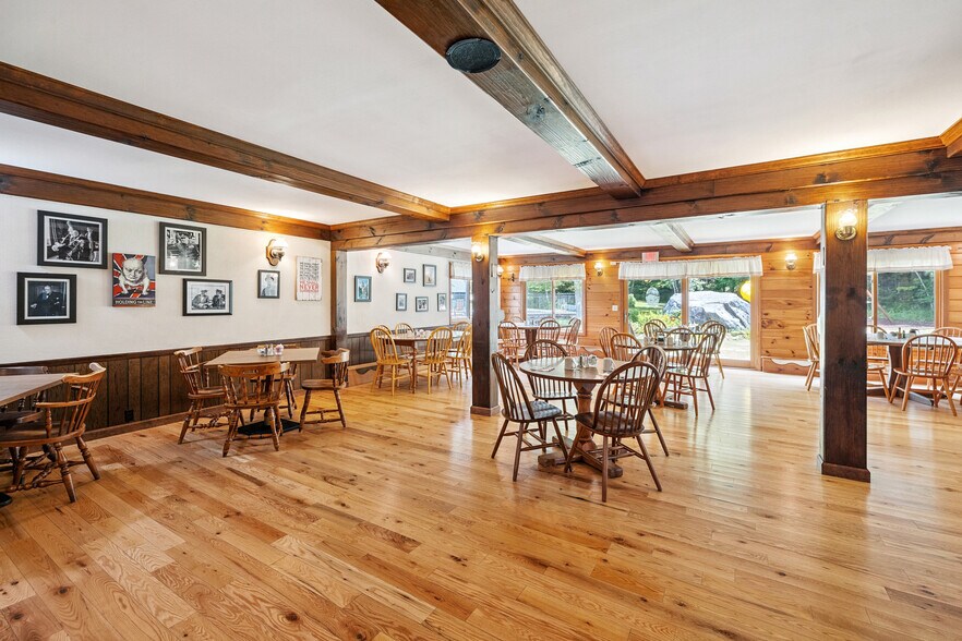 More Photos Of 344 Vt Route 100, West Dover Hotel For Sale