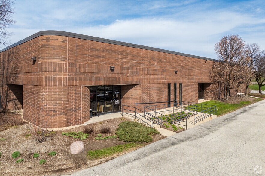 Primary Photo Of 1088-1130 W Thorndale Ave, Bensenville Unknown For Lease