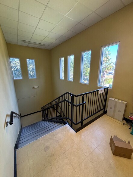 More Photos Of 2701 W St Isabel St, Tampa Medical For Sale