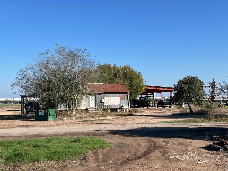More Photos Of 271.62 Acs on West side of Pharr Intl. Bridge, Pharr Land For Sale