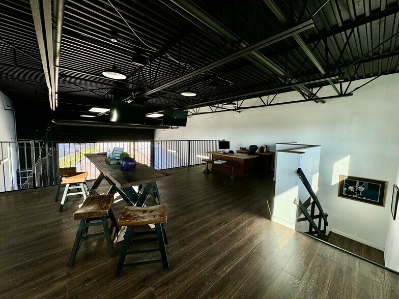 More Photos Of 1435 FM 1463 Rd, Katy Showroom For Sale