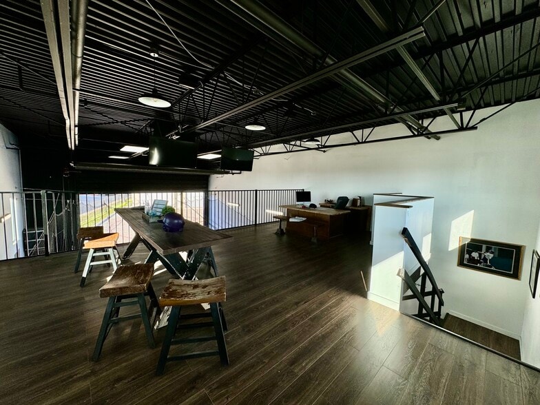 More Photos Of 1435 FM 1463 Rd, Katy Showroom For Sale