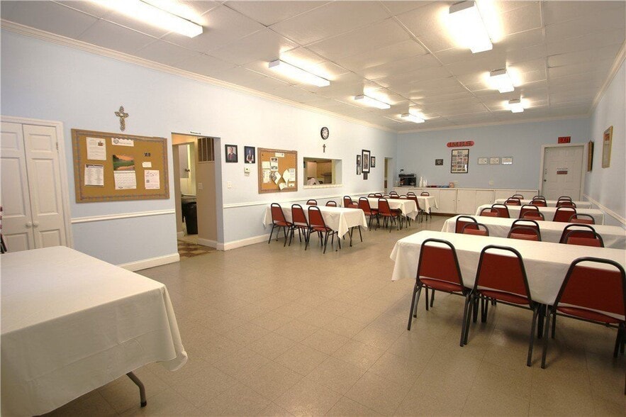 More Photos Of 700 E Main St, Monongahela Religious Facility For Sale