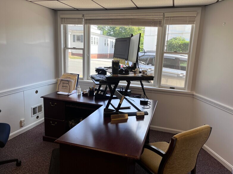 More Photos Of 34 Market St, Amesbury Freestanding For Lease