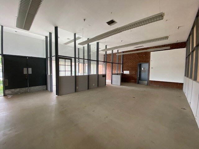 More Photos Of 4200 Sepulveda Blvd, Culver City Office For Lease