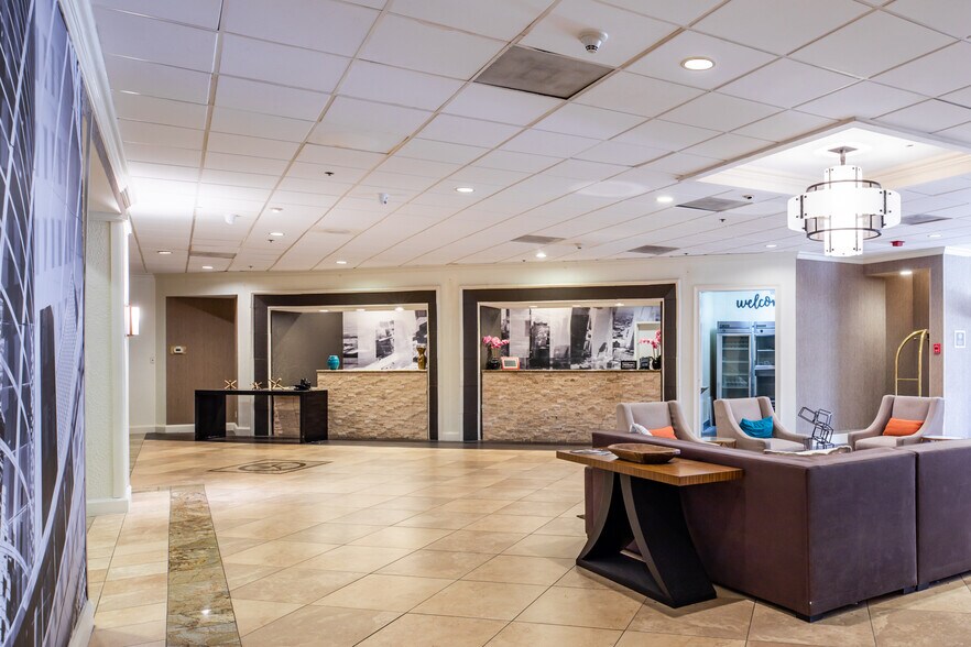 More Photos Of 6780 Southwest Fwy, Houston Multifamily For Sale