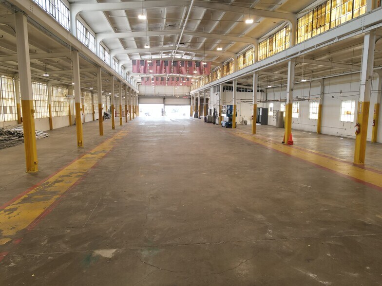More Photos Of 3850 Santa Fe Ave, Vernon Manufacturing For Lease