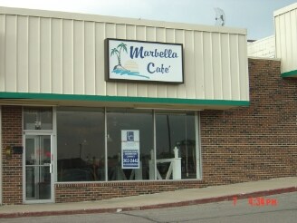 More Photos Of 200 W Greenway Ct, Derby Unknown For Lease