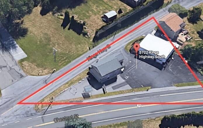 More Photos Of 5722 Kings Hwy, Zionsville Storefront Retail Residential For Sale